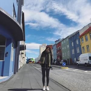 Meet your Posher, Yiting